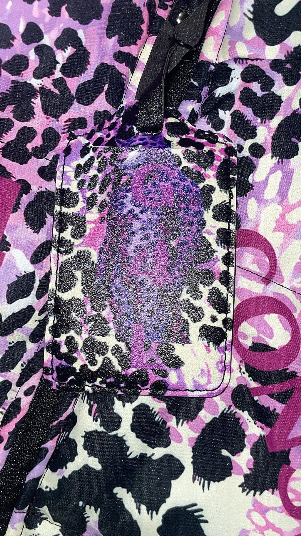 Leopard print hangtag with pink accents and 'G4L' branding.